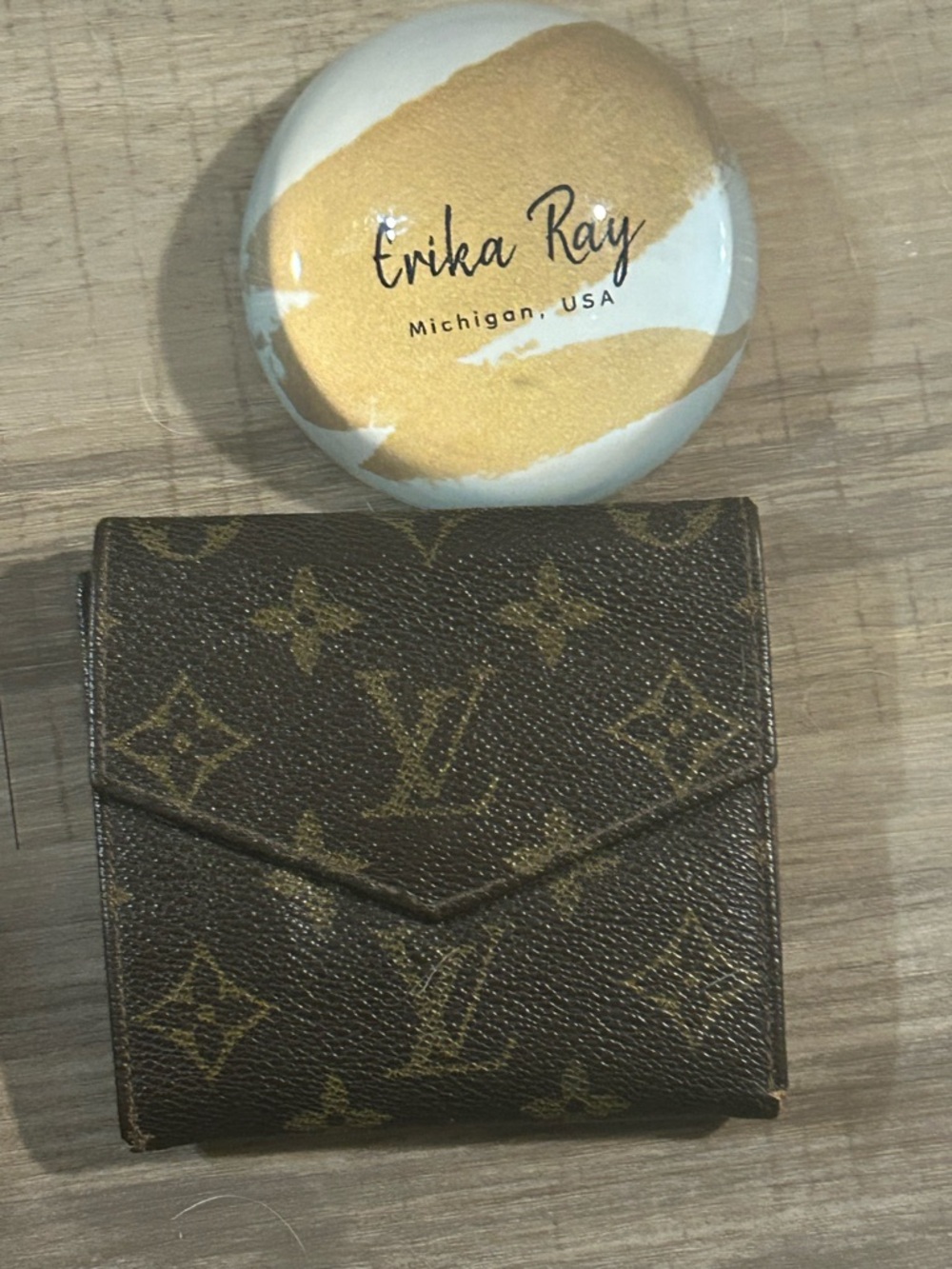 Louis Vuitton Monogram Elise Compact Wallet - Picture 13 of 16
